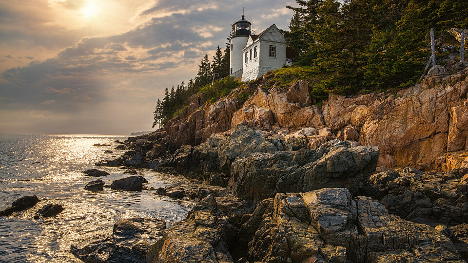 /images/r/bar-harbor-lighthouse_shutterstock_441938053/c960x540g1-108-7360-4248/bar-harbor-lighthouse_shutterstock_441938053.jpg