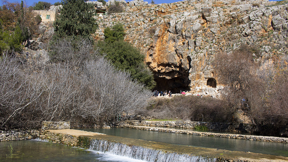 /images/r/caesarea-philippi/c960x540g0-0-5596-3149/caesarea-philippi.jpg