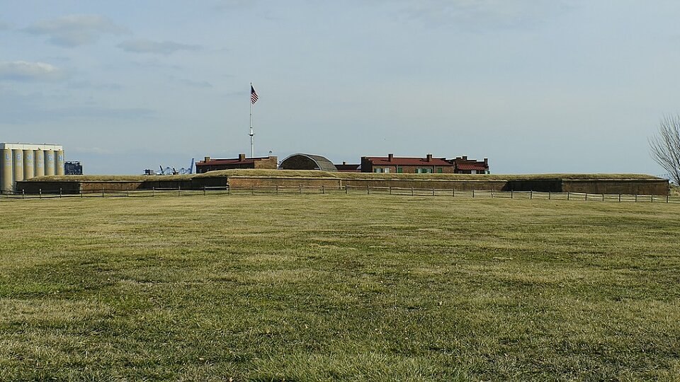 /images/r/fort-mchenry-237363_1280/c960x540g94-269-1110-840/fort-mchenry-237363_1280.jpg