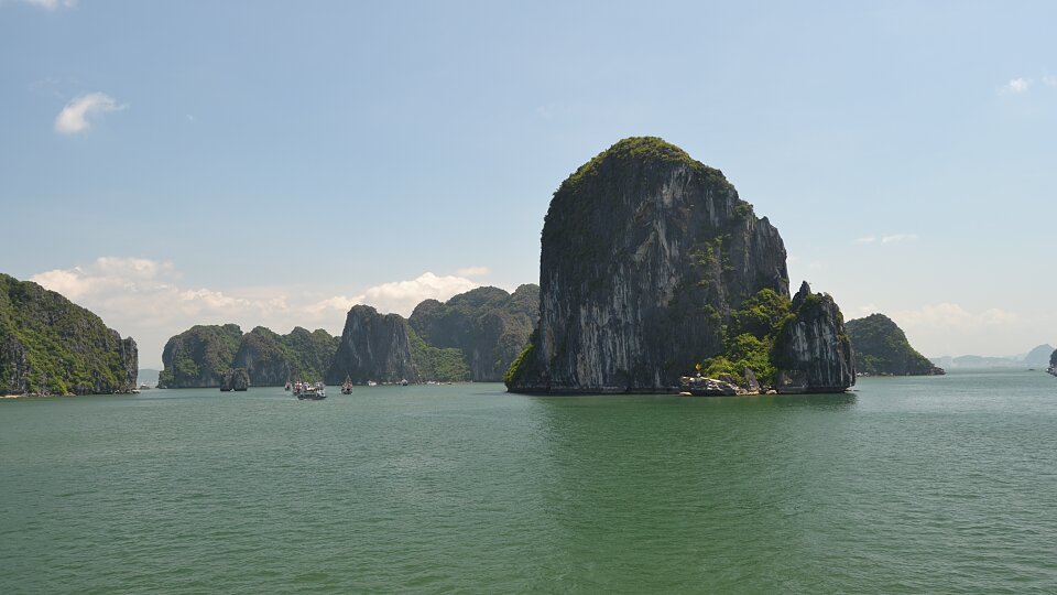 /images/r/ha-long-bay-vietnam-4236431/c960x540g0-209-4608-2801/ha-long-bay-vietnam-4236431.jpg