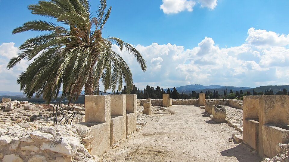 /images/r/megiddo-israel/c960x540g0-0-1280-720/megiddo-israel.jpg