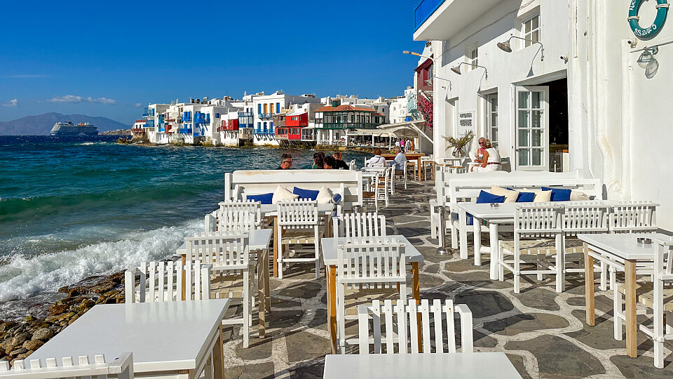 /images/r/mykonos-2023/c960x540g0-240-2048-1392/mykonos-2023.jpg