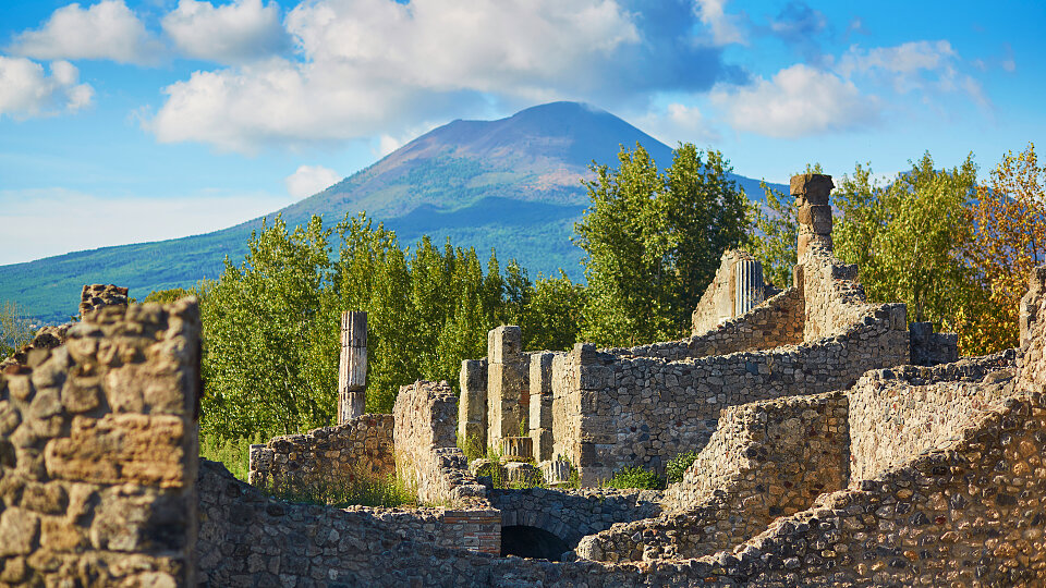 /images/r/pompeii/c960x540g0-486-4666-3110/pompeii.jpg