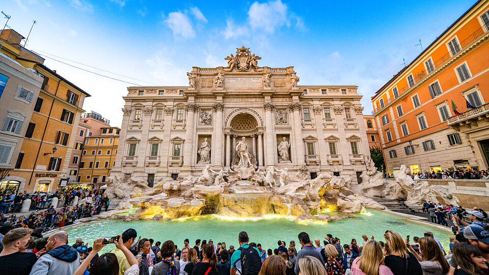 /images/r/wide-shot-trevi-fountain-rome-italy/c960x540g0-331-6000-3706/wide-shot-trevi-fountain-rome-italy.jpg